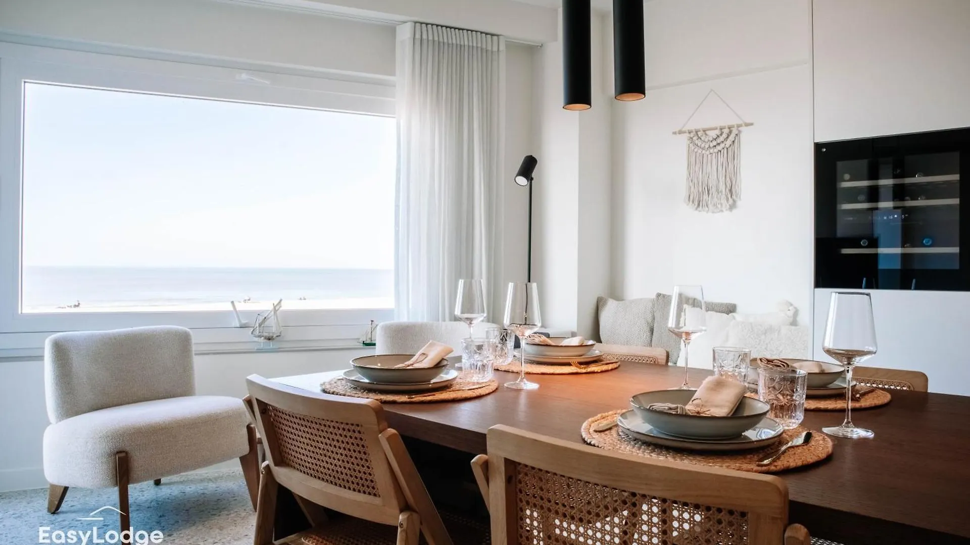 Stijlvol Appartement Met Terras En Panoramisch Zeezicht Ostend Belgium