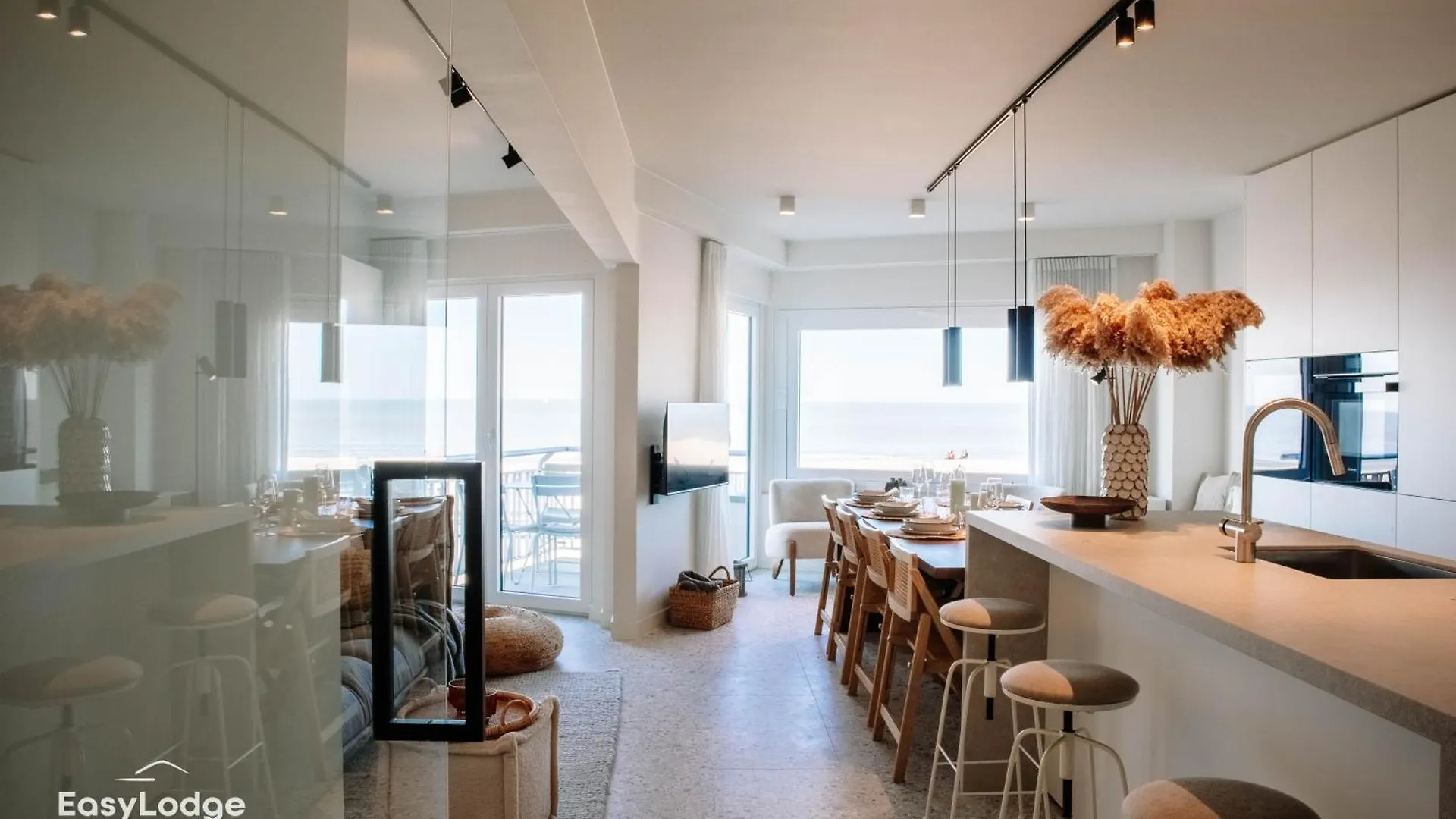 Stijlvol Appartement Met Terras En Panoramisch Zeezicht Ostend