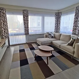  Appartement Uniek Gelegen In Oostende!